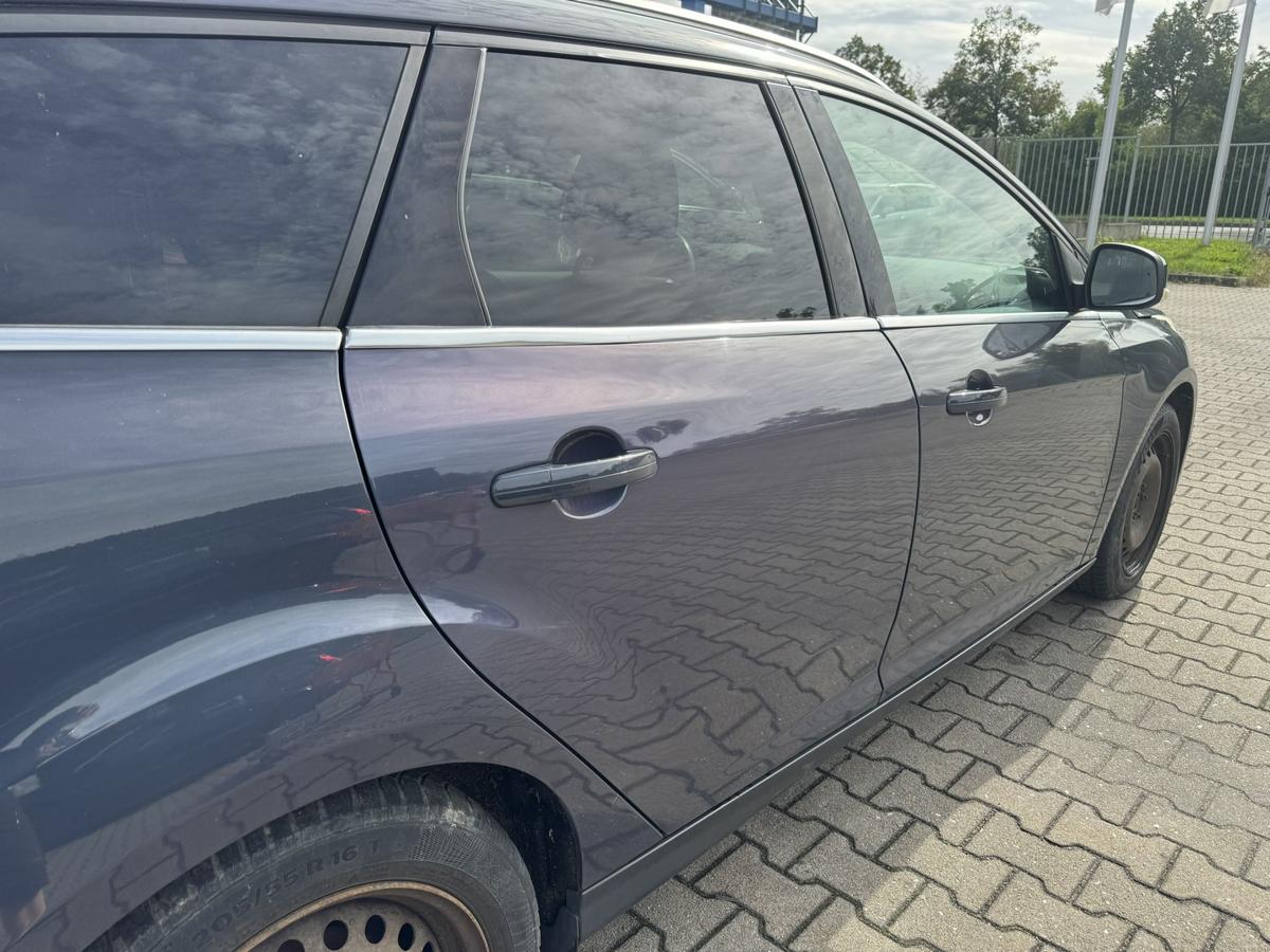 Ford Focus 3 original T&uuml;r hinten rechts Midnight SkyGrau Kombi Rohbau Bj.2011